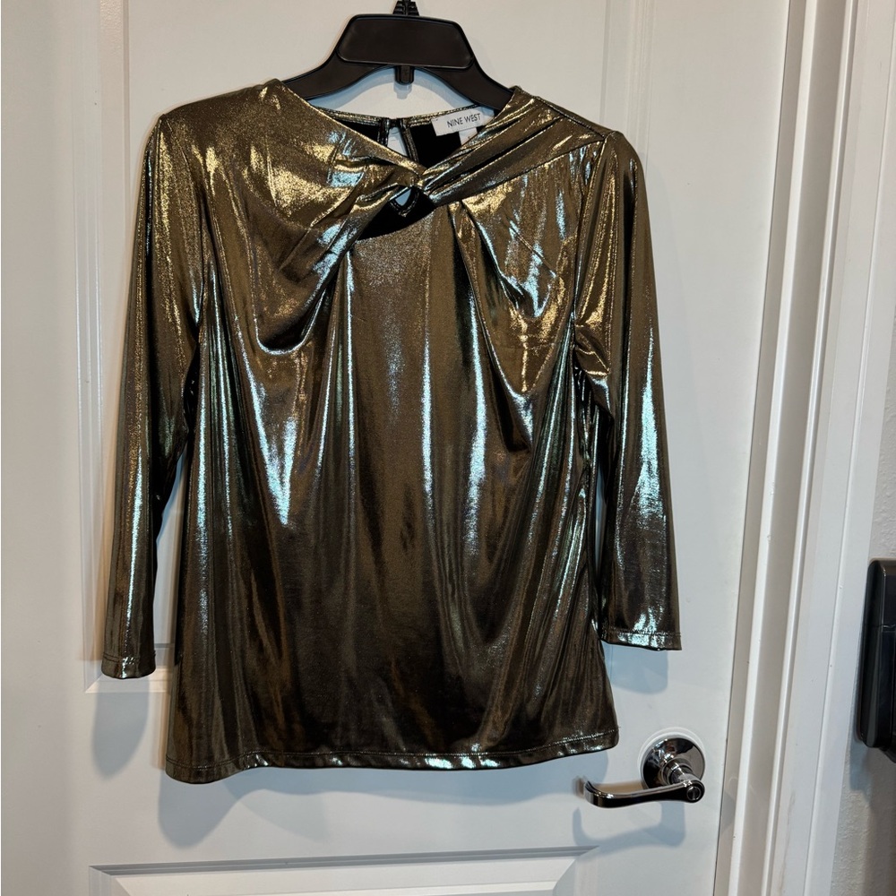 Metallic Gold Women's Top NINE WEST Woman’s Shiny Gold/Black Knits Top size S